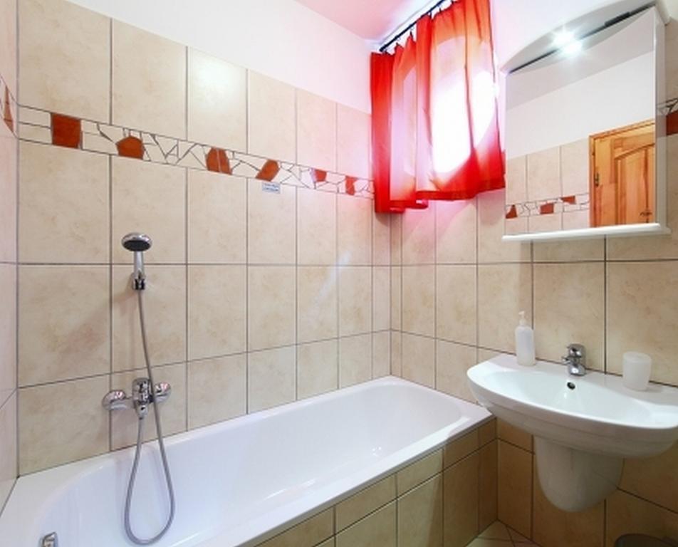 Centrum Apartmanház Apartment Hévíz Cameră foto